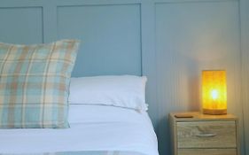 Beautiful Stylish Loft Apartment Perfect Summer Getaway Christchurch Centre